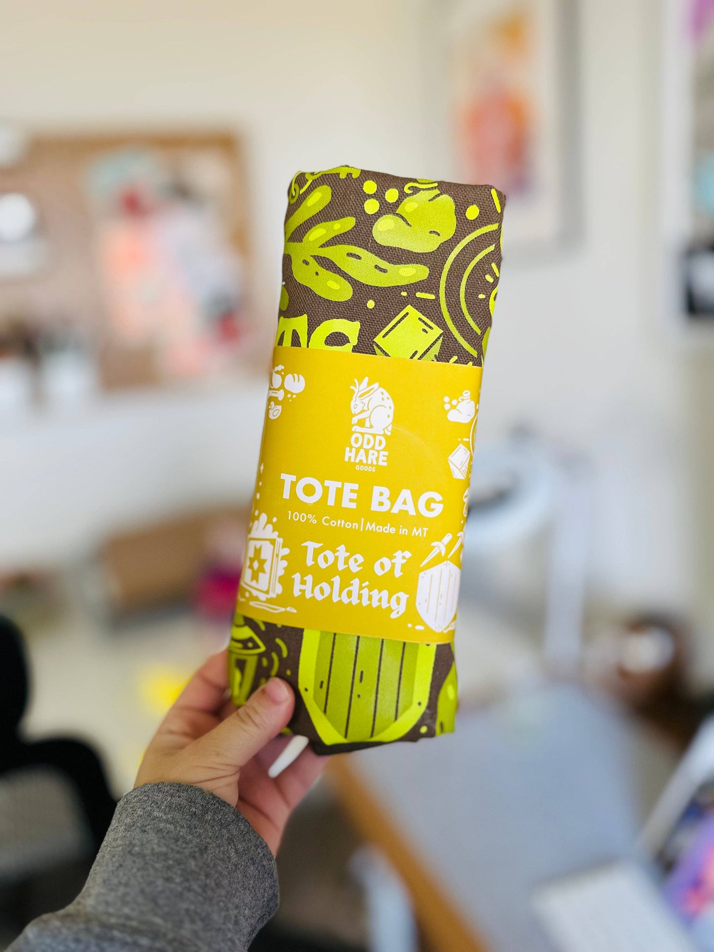 The Tote of Holding