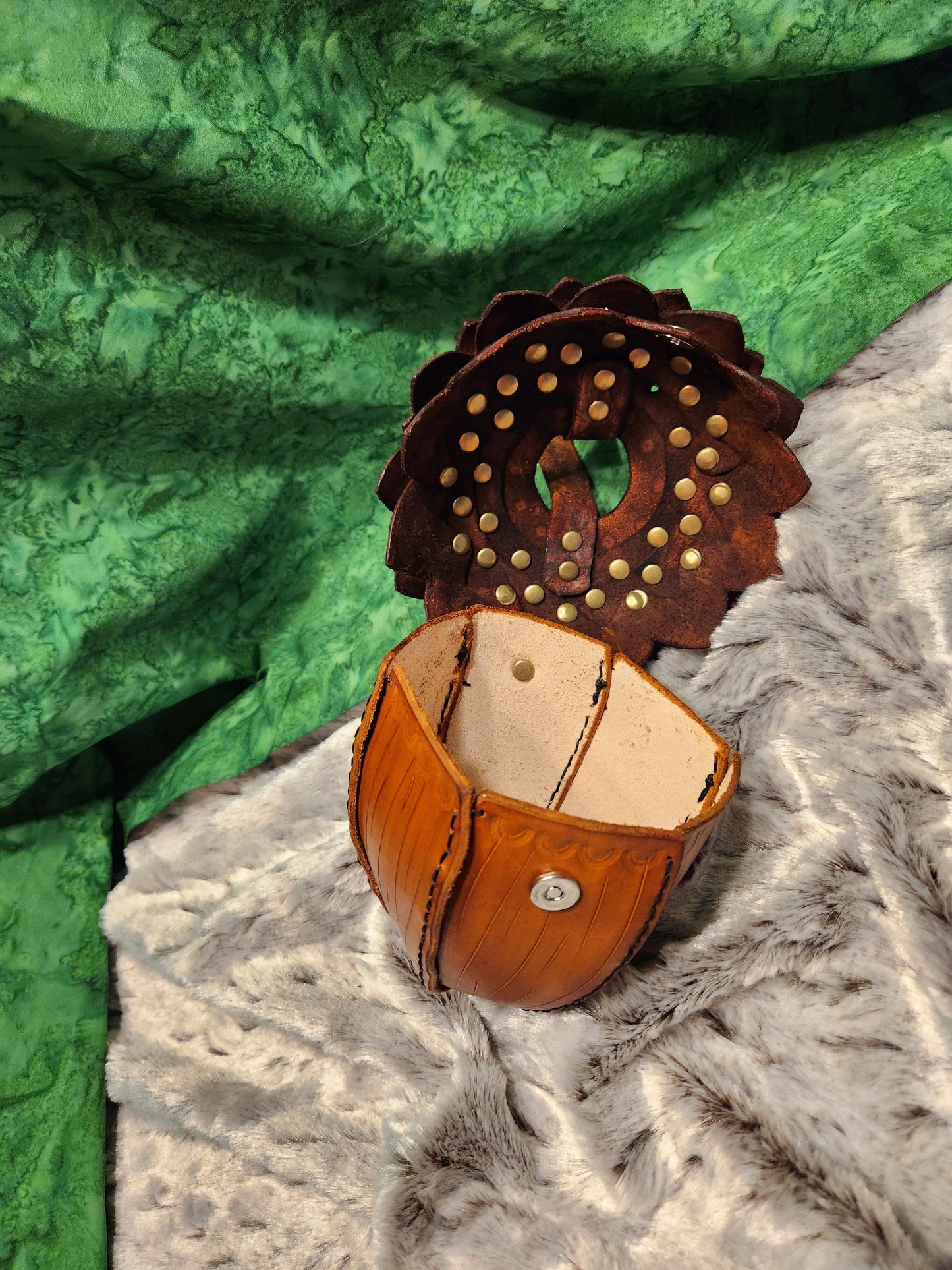 Leather Dice Pouch | Acorn