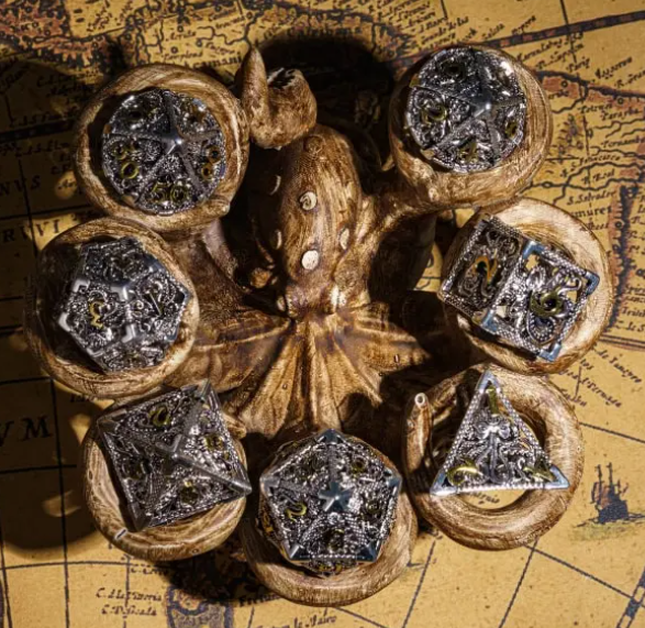 UD Dice Pet | Kraken - Beige