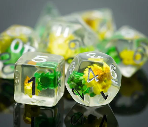 UD Floral Inclusion Standard Dice Set | Gypsophila Flower (Yellow)