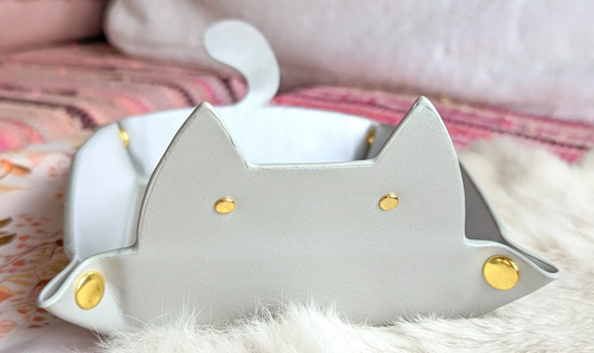 F&F Cat Dice Tray | White