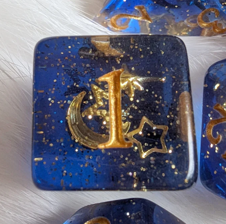 F&F 8pc Dice Set | Moon & Stars