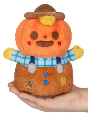 Snacker Squishable | Scarecrow