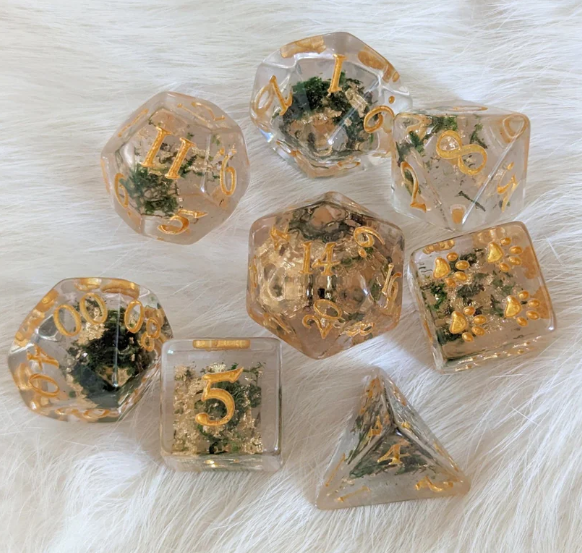 F&F 8pc Dice Set | Gilded Moss