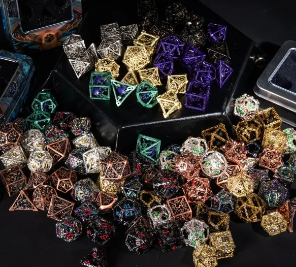 Shiny Metal Holi-Dice!