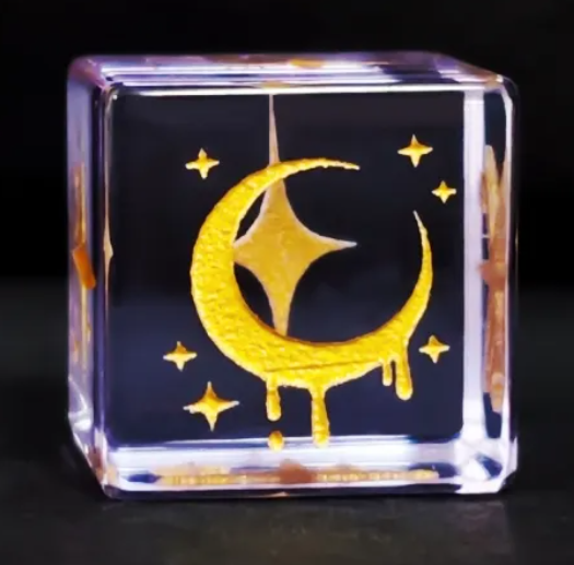 HS Cat's Eye Etched D6
