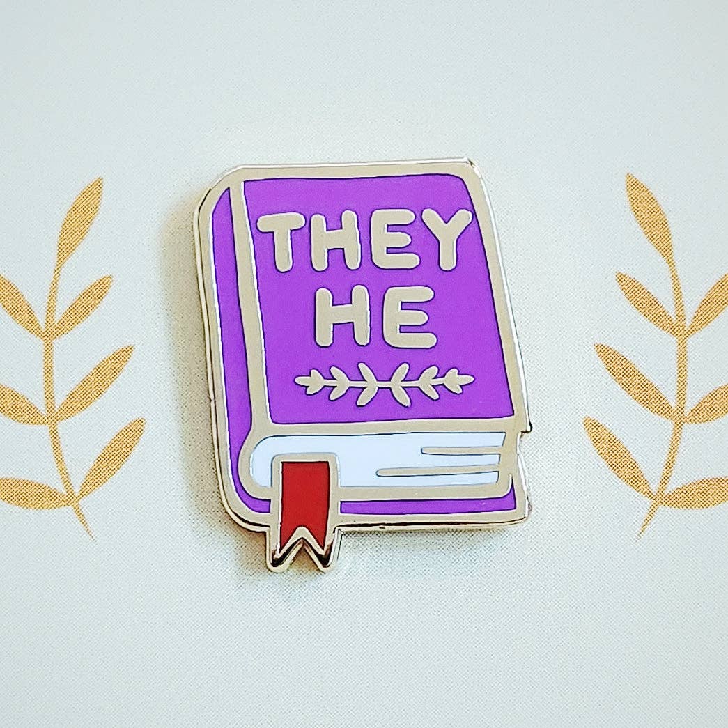 Misomomo Enamel Pin | Pronouns