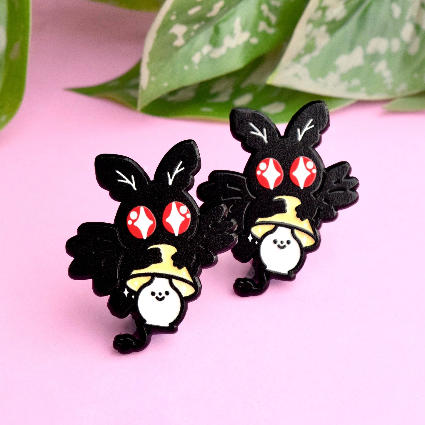 Enamel Pin | MothmanXLamp