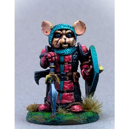 Critter Kingdoms - Mouse Warrior with Sword and Shield [DSM8071]