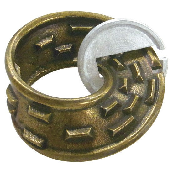 Hanayama Cast Puzzle LVL 4 | Mobius